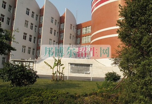 保山中醫(yī)藥高等?？茖W(xué)校