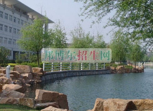安徽中醫(yī)藥高等?？茖W校