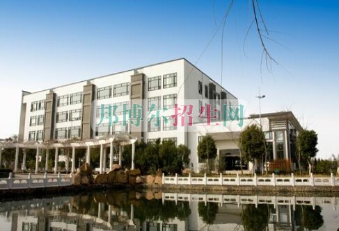 安徽中醫(yī)藥高等?？茖W(xué)校