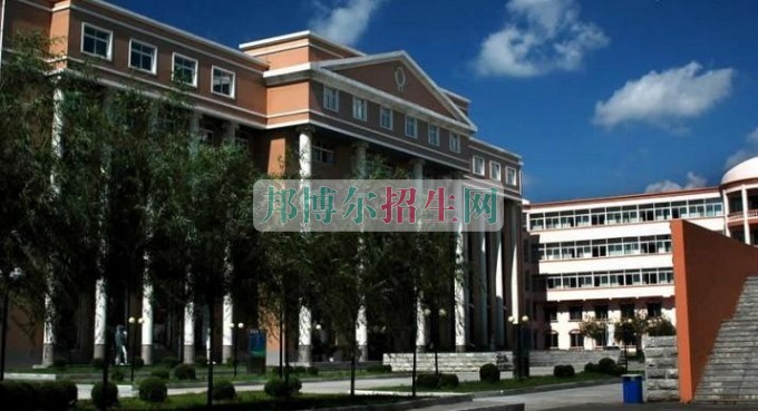 中?？即髮W(xué)怎么考