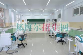 中?？谇会t(yī)學怎么考大專
