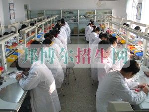 中?？谇会t(yī)學(xué)都學(xué)什么
