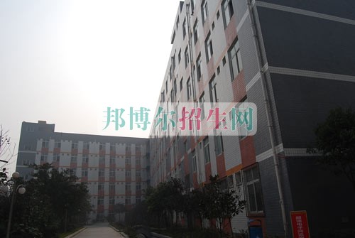 成都好點的計算機網(wǎng)絡(luò)技術(shù)學校