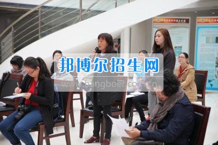 云南交通職業(yè)技術(shù)學院舉辦建校65周年媒體開放日活動
