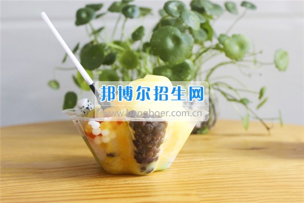 成都希望航空職業(yè)學(xué)校美味冷飲大曝光！據(jù)說，正數(shù)第三的是同學(xué)們最喜愛的冷飲！