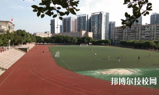 重慶渝北職業(yè)教育中心2020年報(bào)名條件、招生要求、招生對(duì)象