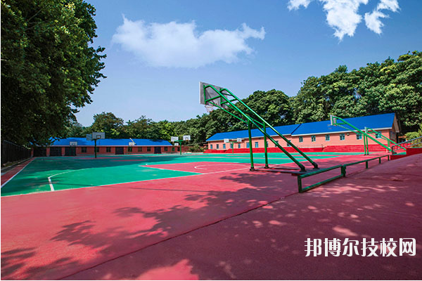 西安鐵道職業(yè)學(xué)校2020年報(bào)名條件、招生要求、招生對(duì)象