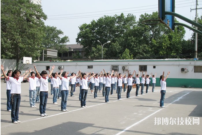 西安利君醫(yī)藥技工學(xué)校2020年報(bào)名條件、招生要求、招生對(duì)象 