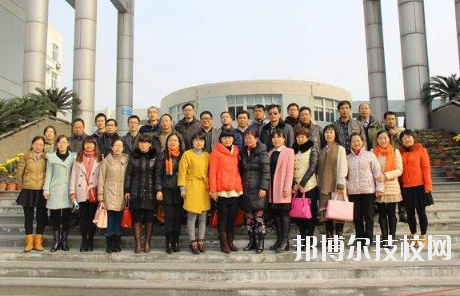 萍鄉(xiāng)湘東職業(yè)中等專業(yè)學(xué)校2020年報(bào)名條件、招生要求、招生對(duì)象 