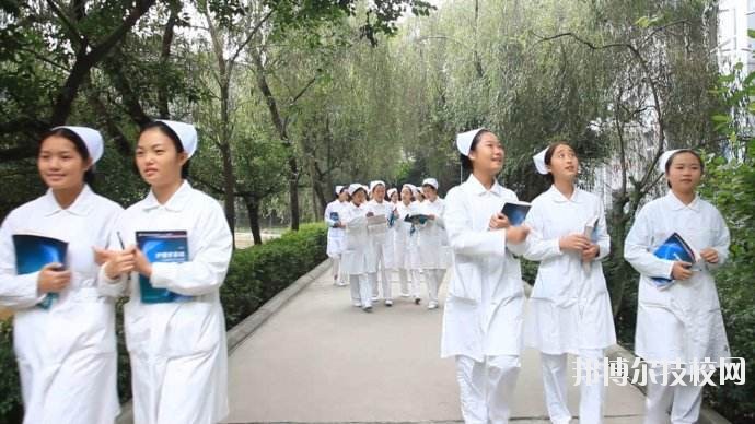  重慶渝東衛(wèi)生學(xué)校2020年報(bào)名條件、招生要求、招生對(duì)象