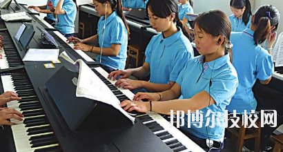 金昌職業(yè)技術(shù)學校2020年報名條件、招生要求、招生對象