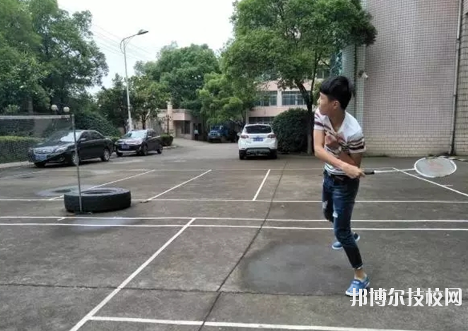 江西新興產(chǎn)業(yè)工程學(xué)校2020年報(bào)名條件、招生要求、招生對象