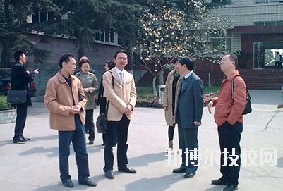 成都財政貿(mào)易學校2020年報名條件、招生要求、招生對象