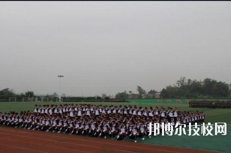 重慶梁平職業(yè)教育中心2020年報名條件、招生要求、招生對象