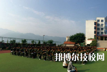 重慶行知高級技工學(xué)校2020年報名條件、招生要求、招生對象