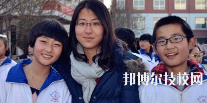甘肅經(jīng)濟(jì)貿(mào)易學(xué)校2020年報(bào)名條件、招生要求、招生對象