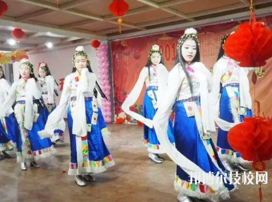 安康高新中等職業(yè)學(xué)校2020年報(bào)名條件、招生要求、招生對(duì)象 