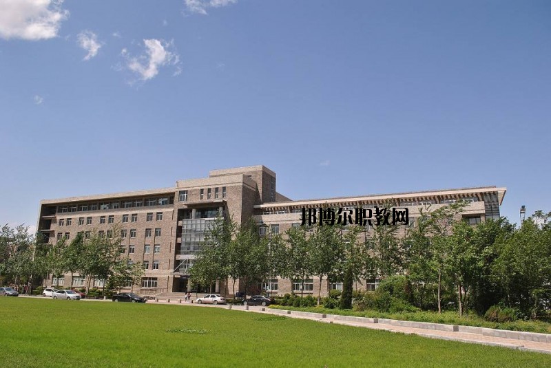 恩施中等職業(yè)技術學校2020年報名條件、招生要求、招生對象