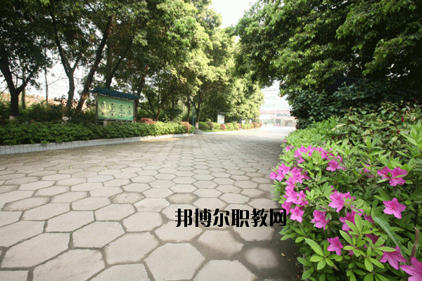 贛州農(nóng)業(yè)學(xué)校2020年報名條件、招生要求、招生對象 