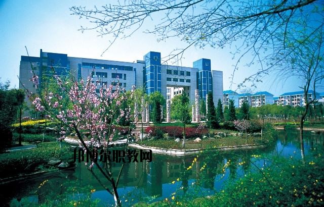 通山職教中心2020年報(bào)名條件、招生要求、招生對(duì)象