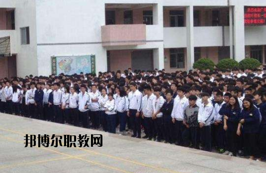 臺山技工學(xué)校2020年報名條件、招生要求、招生對象