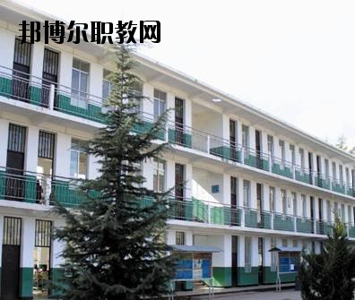 雙柏縣職業(yè)高級中學2020年報名條件、招生要求、招生對象