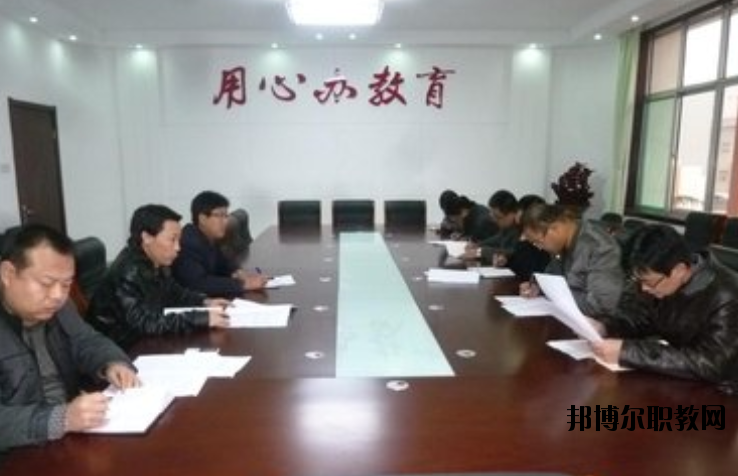桐鄉(xiāng)綜合中專學(xué)校2020年報(bào)名條件、招生要求、招生對(duì)象