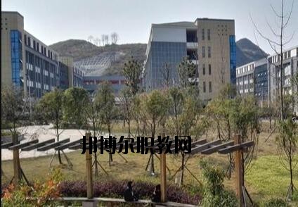 貴州農(nóng)業(yè)機(jī)電學(xué)校2020年報(bào)名條件、招生要求、招生對(duì)象