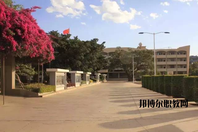 元謀縣職業(yè)高級中學(xué)2020年報名條件、招生要求、招生對象