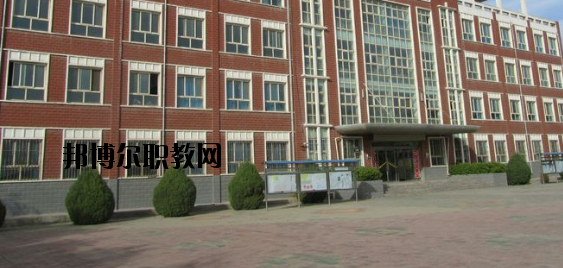 蘭州航空工業(yè)技工學(xué)校2020年報(bào)名條件、招生要求、招生對(duì)象
