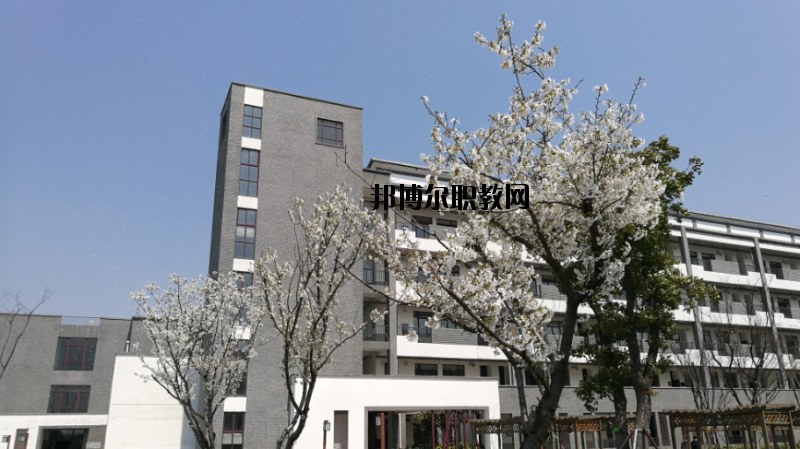 蘇州高等幼兒師范學校2020年報名條件、招生要求、招生對象