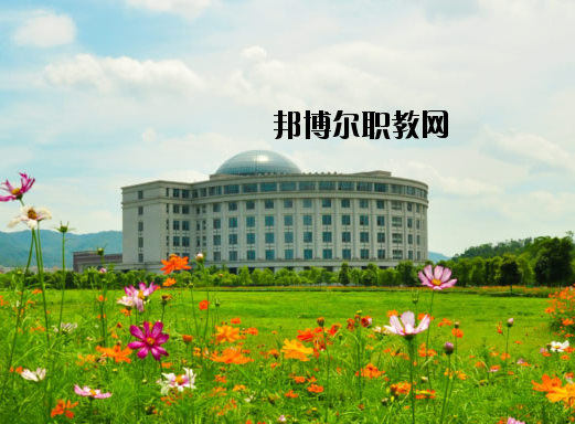 武漢軍需工業(yè)技工學(xué)校怎么樣、好不好