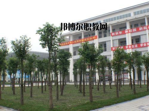 德陽電子工程學校2020年報名條件、招生要求、招生對象