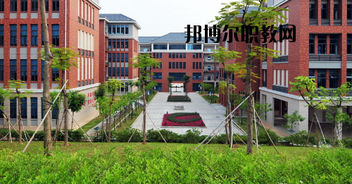 東莞輕工業(yè)學(xué)校2020年報(bào)名條件、招生要求、招生對(duì)象