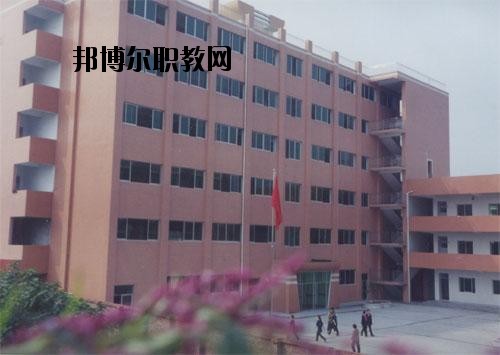 自貢舞蹈學(xué)校2020年報名條件、招生要求、招生對象
