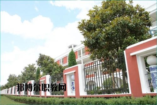景德鎮(zhèn)理工職業(yè)學(xué)校2020年報(bào)名條件、招生要求、招生對(duì)象