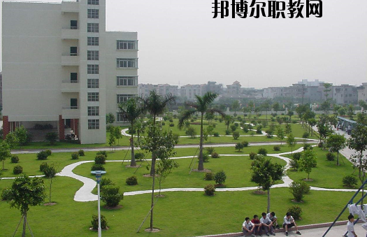 茂名高州信息職業(yè)技術(shù)學(xué)校2020年報(bào)名條件、招生要求、招生對(duì)象