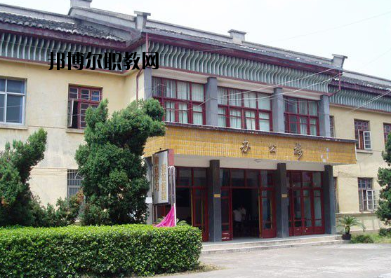 江西撫州創(chuàng)新學(xué)校怎么樣、好不好