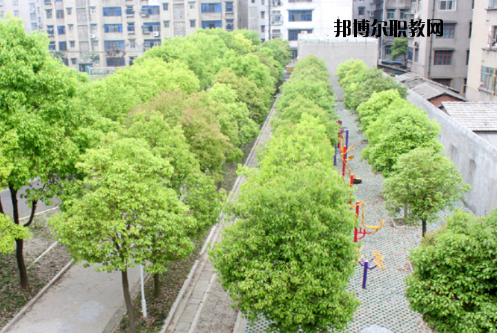 湖北潛江衛(wèi)生學(xué)校怎么樣、好不好