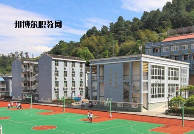 蒼南縣金鄉(xiāng)職業(yè)學(xué)校2020年報(bào)名條件、招生要求、招生對象