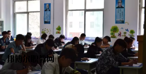 甘肅農(nóng)墾中等專業(yè)學(xué)校2020年學(xué)費(fèi)、收費(fèi)多少
