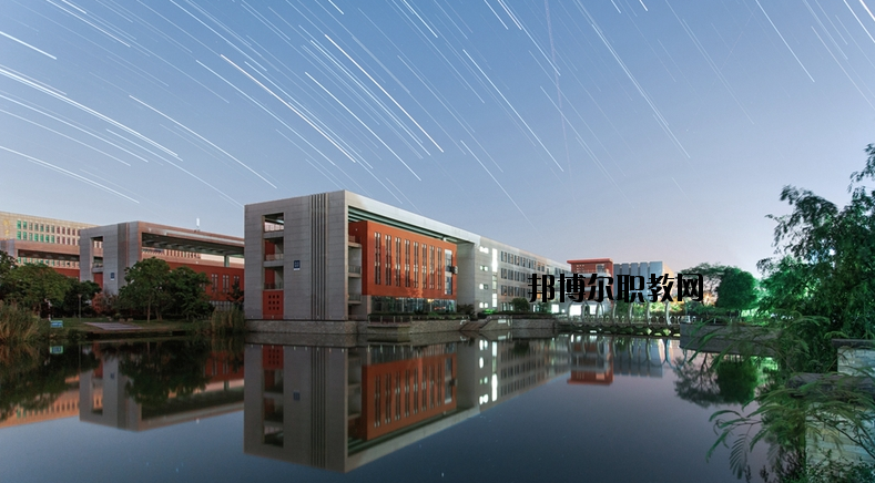 南京航空航天大學(xué)2020年報(bào)名條件、招生要求、招生對(duì)象