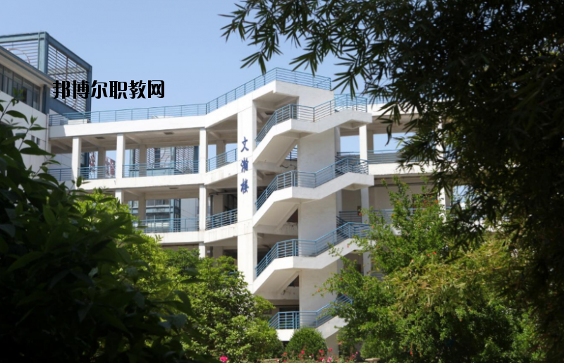 江蘇財(cái)經(jīng)職業(yè)技術(shù)學(xué)院2020年報(bào)名條件、招生要求、招生對(duì)象