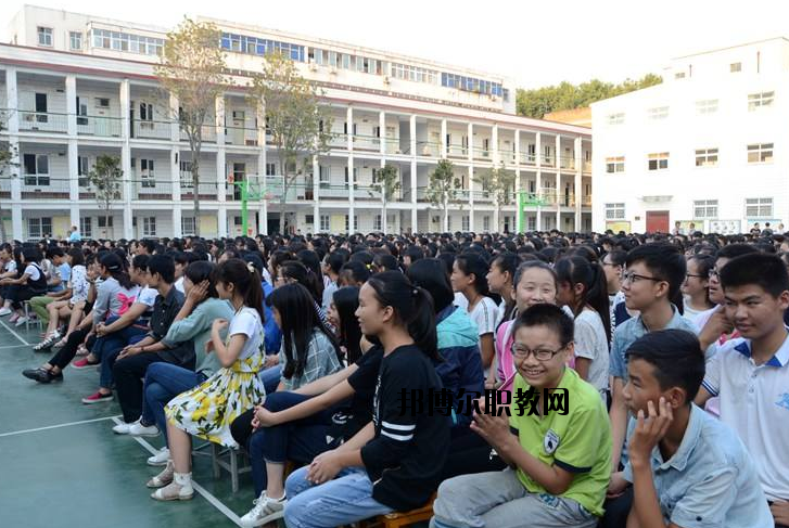 南陽第二中等職業(yè)學(xué)校2021年報(bào)名條件、招生要求、招生對(duì)象