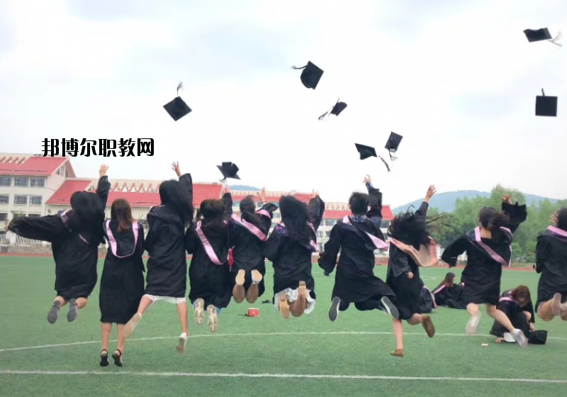 江蘇建康職業(yè)學(xué)院2020年報(bào)名條件、招生要求、招生對(duì)象