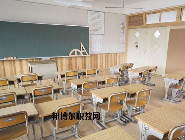 荊州東方中等職業(yè)學校2020年報名條件、招生要求、招生對象