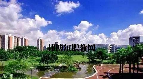 安陸深藍(lán)電子工業(yè)技術(shù)學(xué)校2020年報名條件、招生要求、招生對象