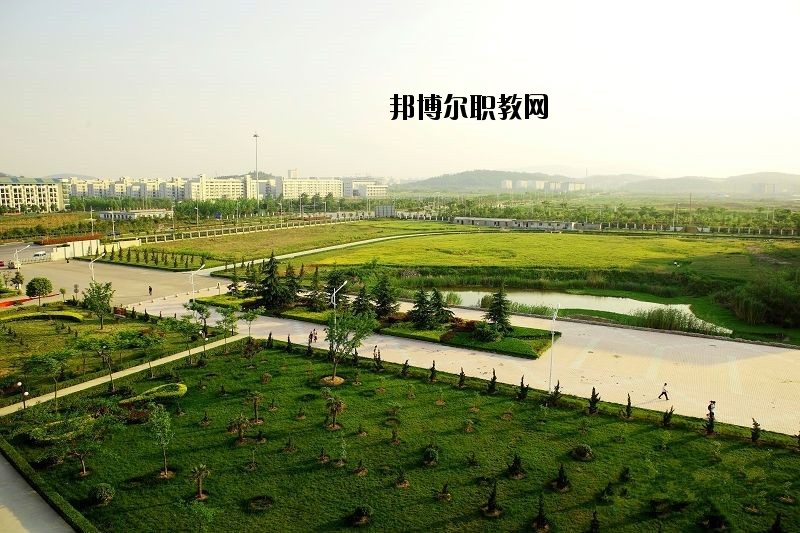 云夢中等職業(yè)技術(shù)學(xué)校2020年報名條件、招生要求、招生對象