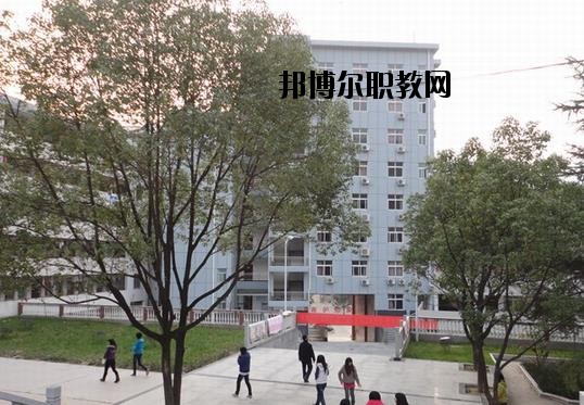 ?？德毥讨行膶W(xué)校2020年宿舍條件
