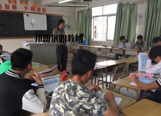 肇慶交通技工學(xué)校2020年報(bào)名條件、招生要求、招生對(duì)象